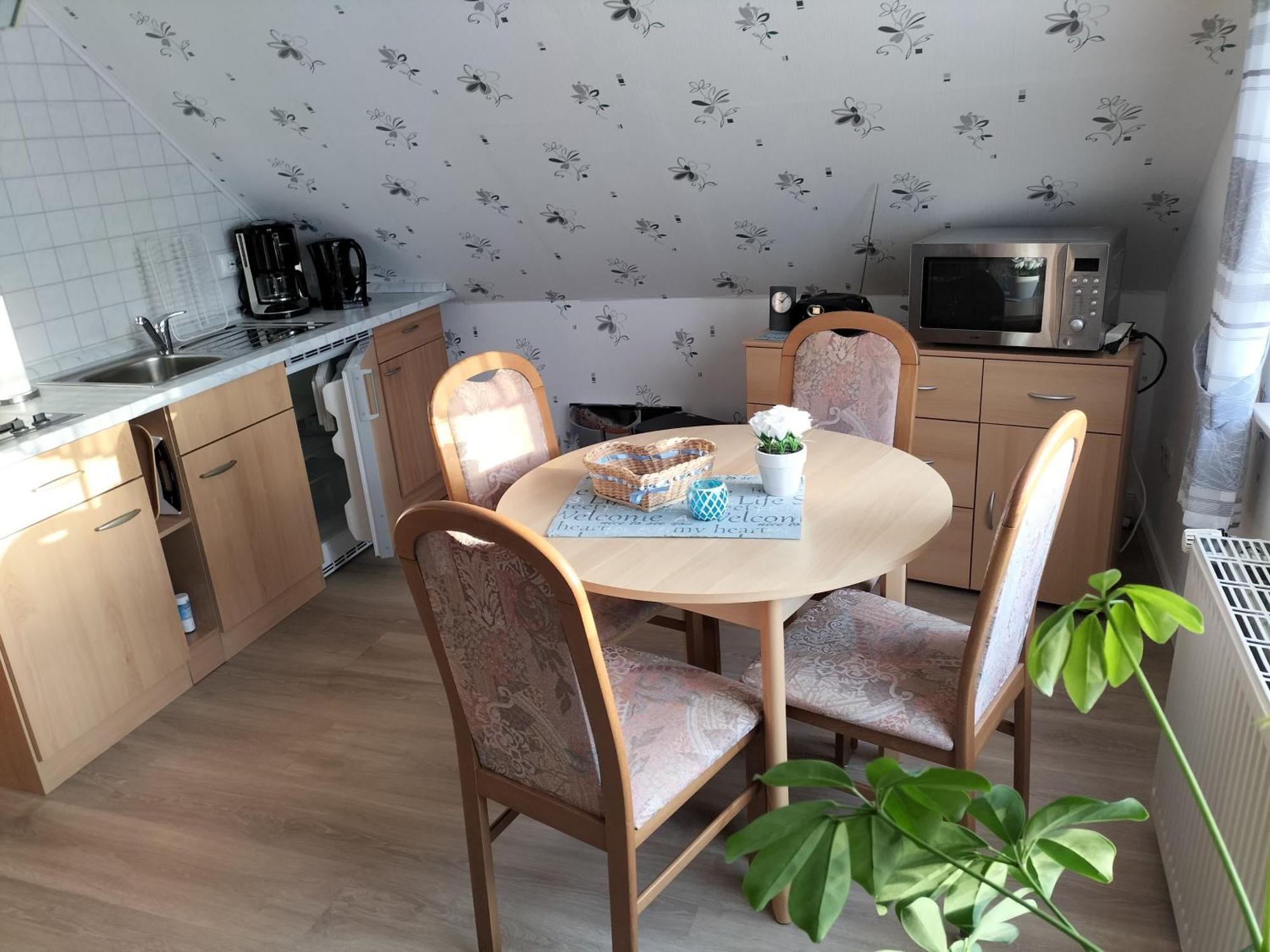 Ferienwohnung Brentano_ 65230 Moormerland エクステリア 写真